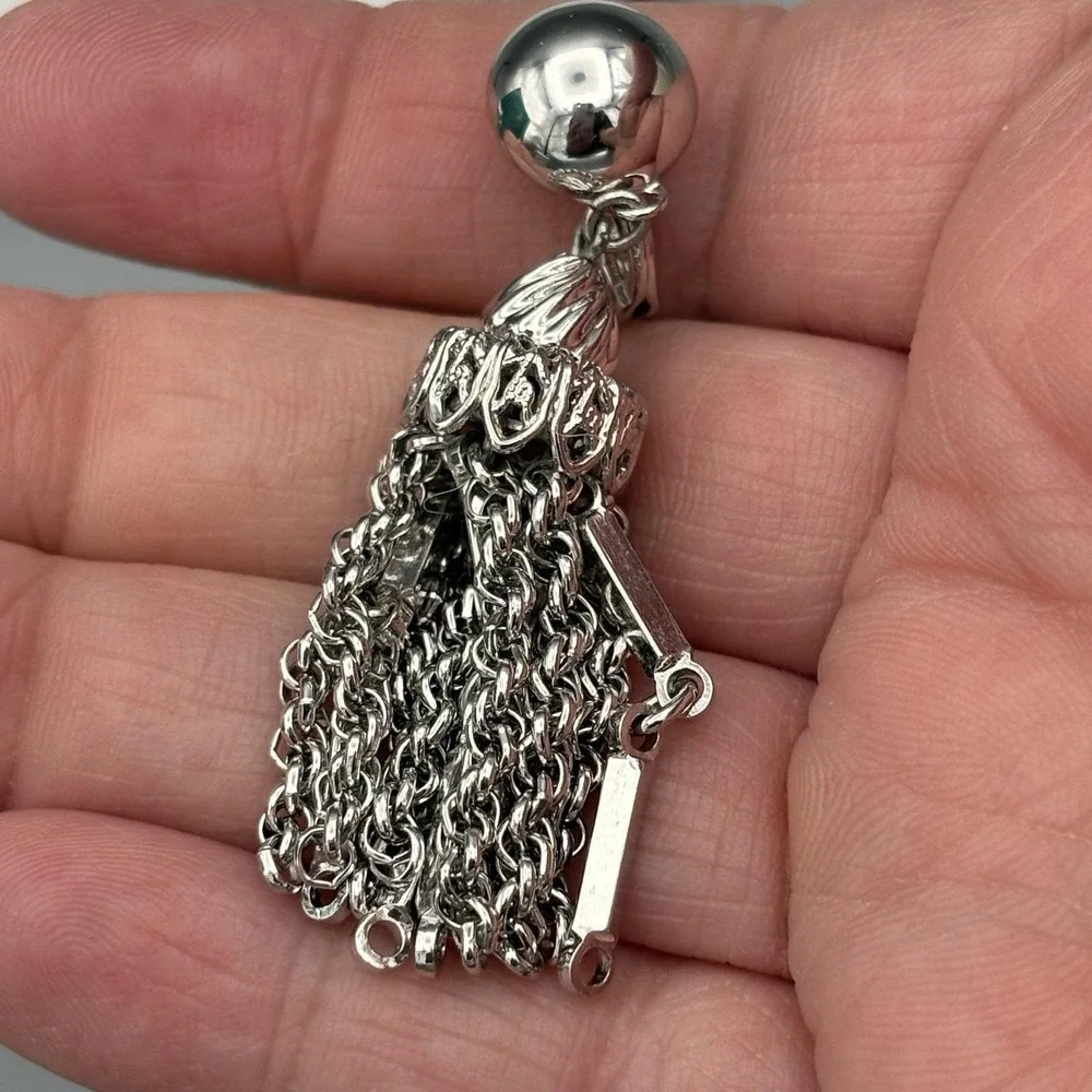 Monet Clip On Earrings Damita Silver Tone Tassel Vintage Filigree Drop 2 Inch